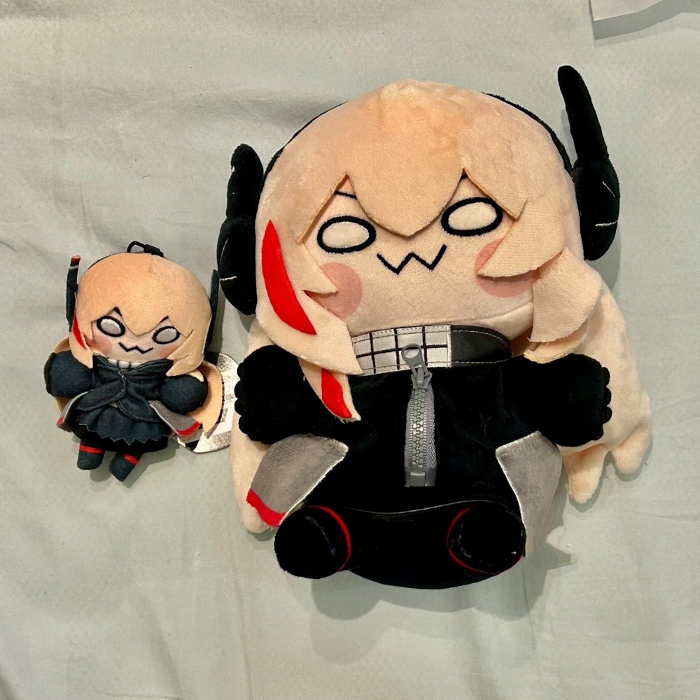 Oyun Kızlar Frontline M4 SOPMO - Cosplay Plushie Prop incelemesi ve fiyatı